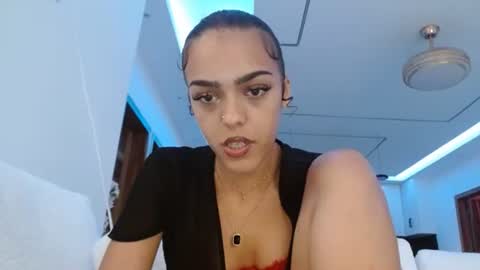 Goddess Victory  online show from April 25, 10:18 pm