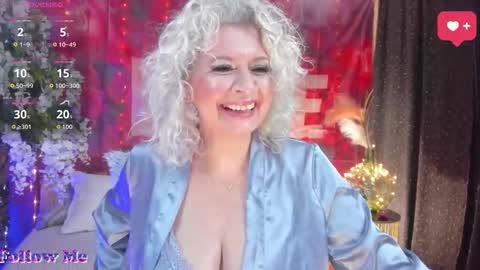 diorvictoria9 online show from February 1, 5:43 pm