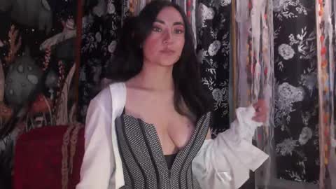 Victoria online show from March 19, 8:25 pm