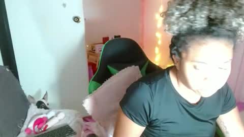 VICKY online show from February 19, 1:49 am