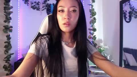 Victoria  online show from June 17, 9:31 pm