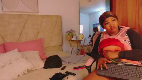 Victoria online show from April 27, 11:41 am