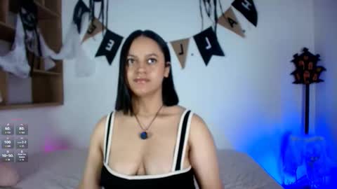 Victoria online show from October 30, 11:11 am