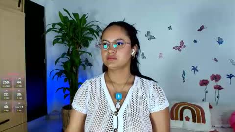 Victoria online show from July 25, 9:51 am
