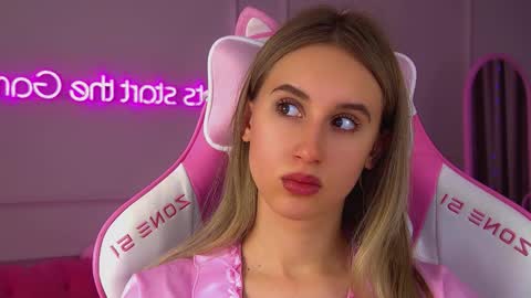 Victoria online show from November 29, 7:49 am