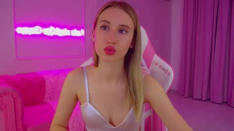 Victoria online show from January 14, 6:27 pm