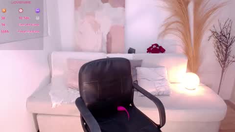 Victoria online show from May 8, 2:17 am