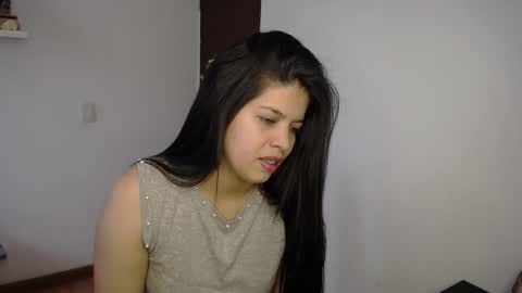 victorialg online show from December 21, 5:52 pm