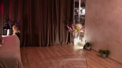Snapshot of victoriamorrone chatting on October 19, 6:23 pm Diddy online show from October 19, 6:23 pm