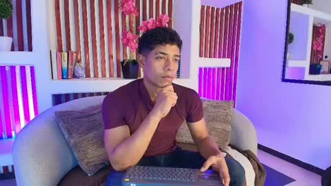 Victory online show from April 18, 7:29 pm