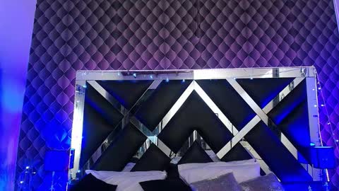 victtoria lee online show from February 9, 7:38 pm