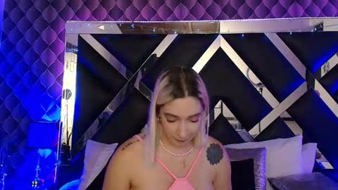victtoria lee online show from May 15, 11:34 pm
