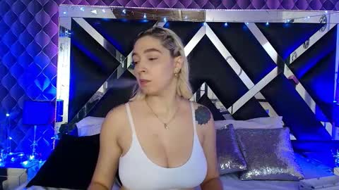 victtoria lee online show from March 15, 7:17 pm