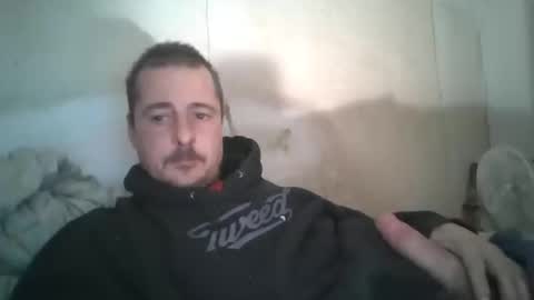 Snapshot of vids1977 chatting on January 6, 10:36 pm vids1977 online show from January 6, 10:36 pm