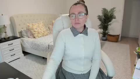 Ukrainian-woman online show from March 20, 1:27 pm