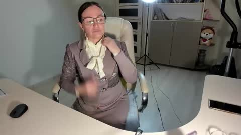 Ukrainian-woman online show from November 23, 3:10 pm