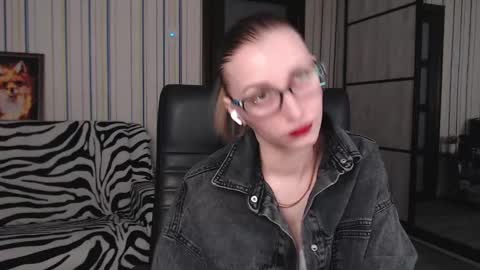 Vika online show from March 7, 8:11 pm