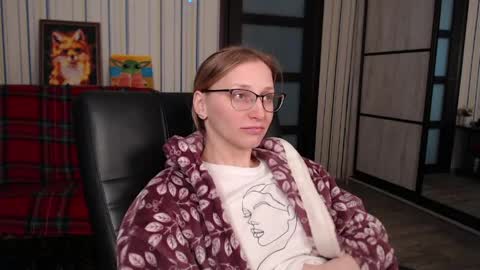 Vika online show from May 2, 1:06 pm