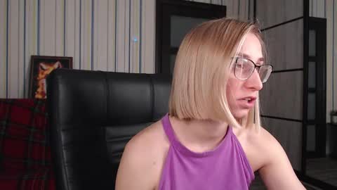 Vika online show from December 2, 7:12 pm