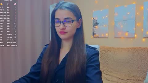 vikiberry online show from March 6, 10:03 am