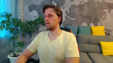 vikingchrisss online show from April 19, 8:37 am