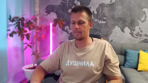 vikingchrisss online show from October 6, 10:33 am