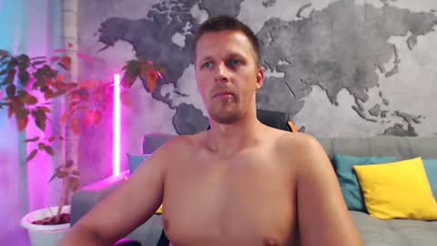 vikingchrisss online show from October 4, 10:13 am