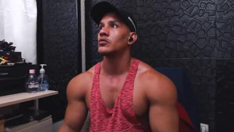 Snapshot of viktorherrera chatting on September 23, 4:45 pm Viktor Herrera online show from September 23, 4:45 pm
