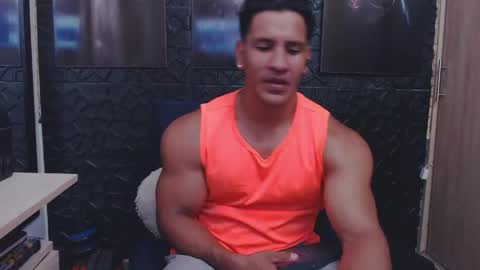 Viktor Herrera online show from April 29, 5:40 pm