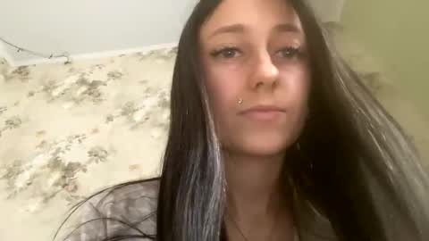 Snapshot of viktoria9898 chatting on September 11, 12:06 pm Sweett online show from September 11, 12:06 pm