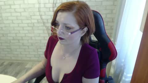 vikualex69 online show from June 20, 9:15 am