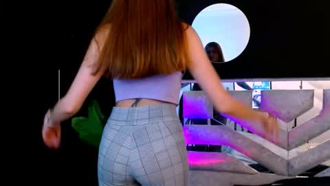 Snapshot of viky_evanss chatting on October 17, 8:13 pm viky_evanss online show from October 17, 8:13 pm