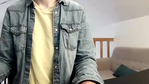 Vince online show from December 17, 9:17 am