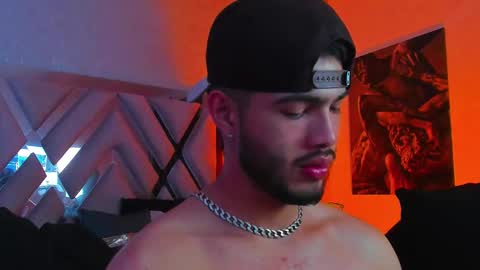 Vincent online show from March 2, 5:01 am