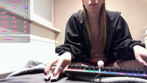 Snapshot of vine_princess chatting on September 13, 11:29 pm Vine Princess online show from September 13, 11:29 pm