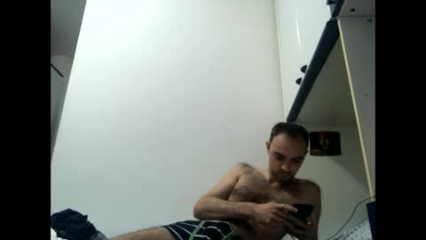 Snapshot of vinmin90 chatting on September 23, 12:15 am Zenith online show from September 23, 12:15 am