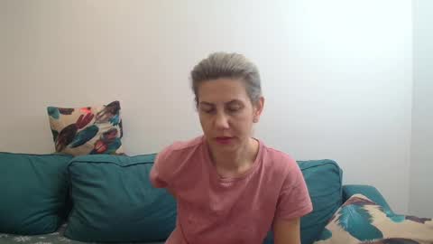 Snapshot of violafoxy chatting on January 16, 3:02 pm viola online show from January 16, 3:02 pm