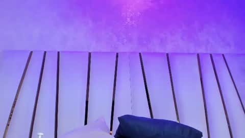 violeet_gray online show from July 19, 12:30 pm
