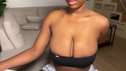 Fantasy Black Girl online show from October 16, 2:06 pm