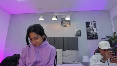 Violet and Myers online show from October 24, 11:22 am