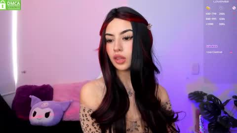 Snapshot of violet_catt chatting on September 18, 7:18 pm Violeta  online show from September 18, 7:18 pm