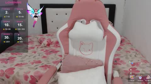 Snapshot of violet_stone22 chatting on October 26, 4:24 am Violeta online show from October 26, 4:24 am