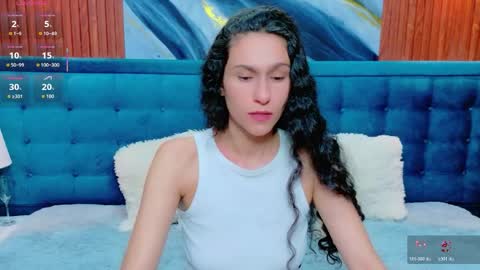 Violeta  online show from May 8, 11:27 am