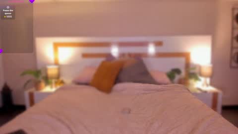 Violeta  online show from April 1, 11:44 am