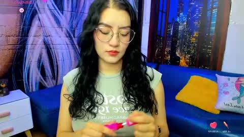     online show from March 6, 8:16 pm