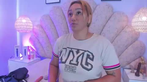 violeta_medina online show from December 3, 2:34 am