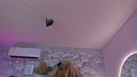 violeta_medina online show from November 12, 10:50 am