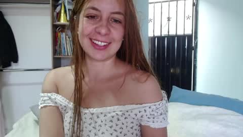 Violeta Peter online show from April 11, 9:19 pm
