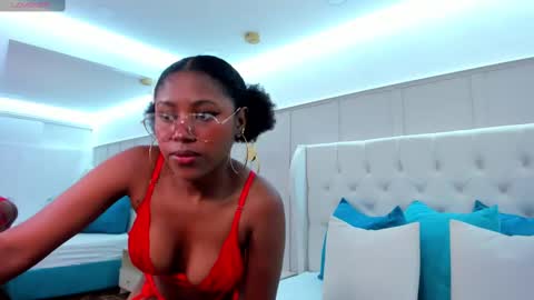 violeta_ruiz_ online show from February 21, 10:37 pm