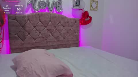 VioletaJhons online show from February 19, 11:36 pm